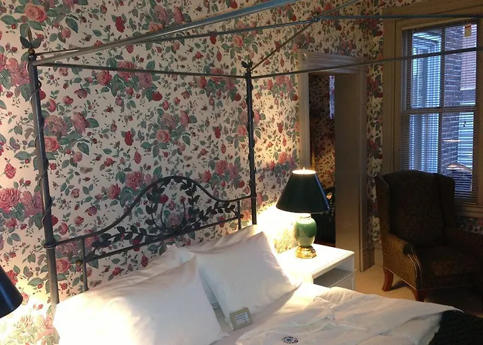 Morning Glory Inn